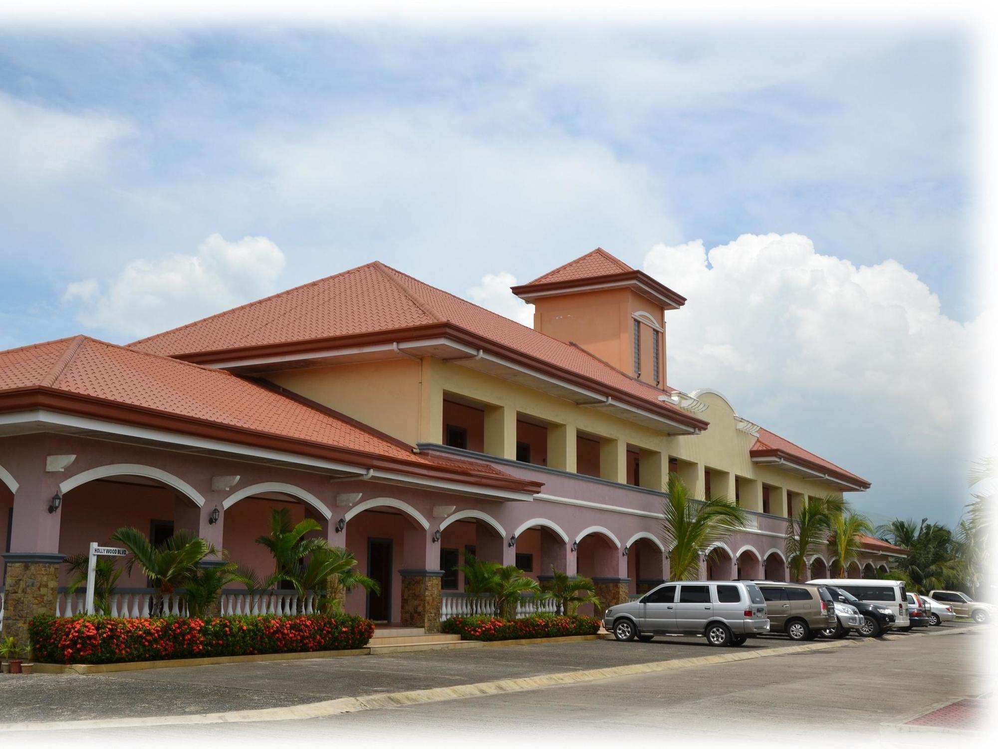 Subic Waterfront Resort And Hotel Eksteriør billede