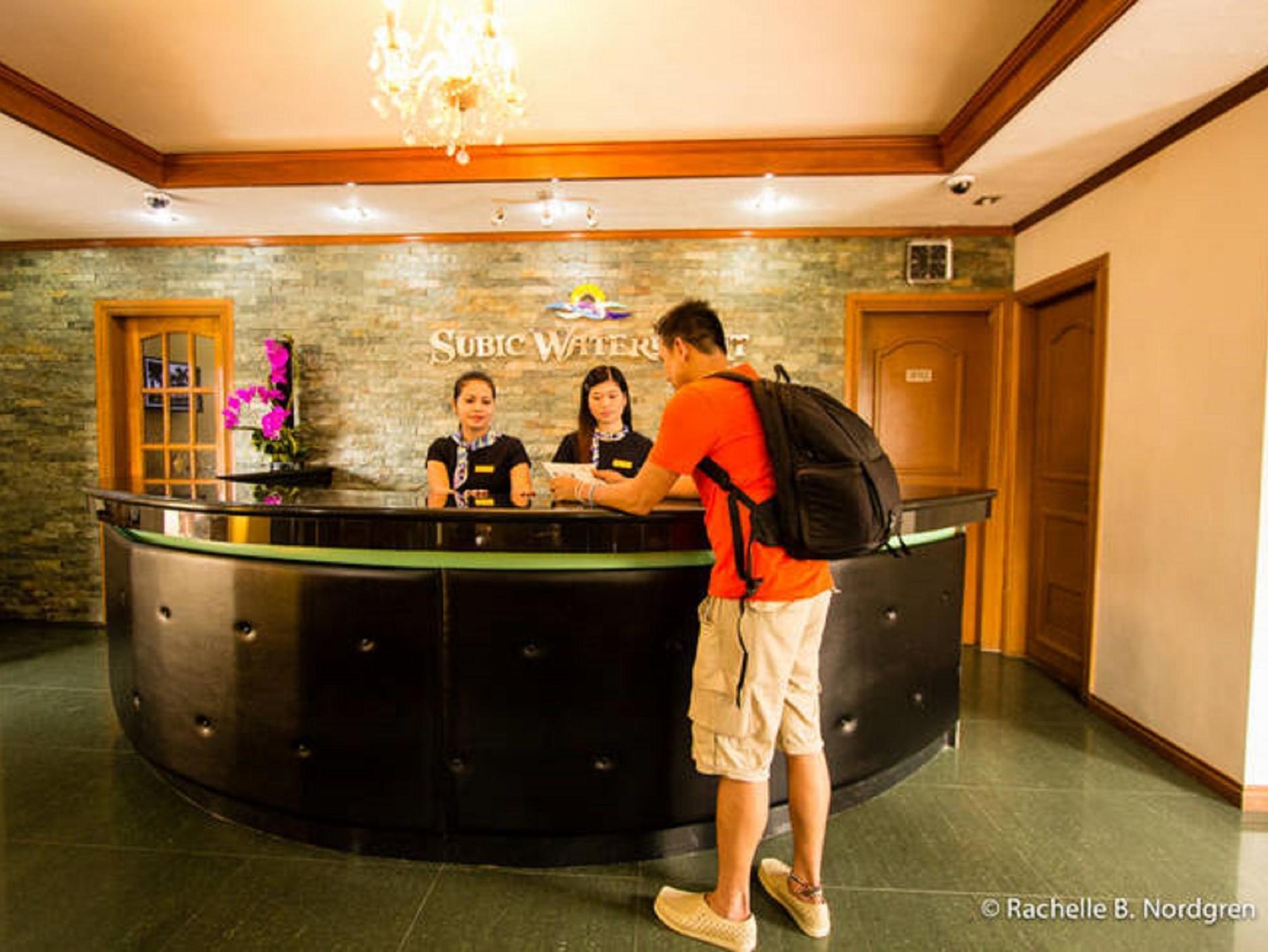 Subic Waterfront Resort And Hotel Eksteriør billede