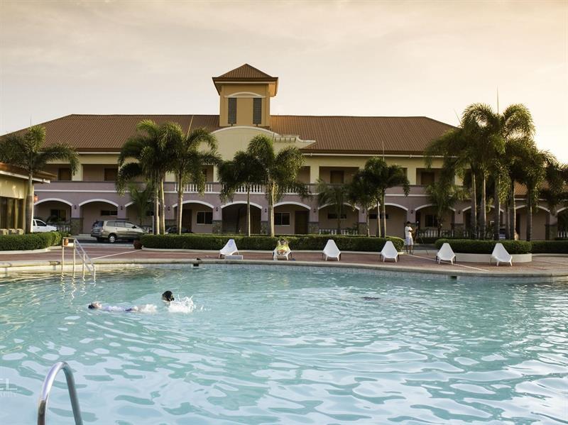 Subic Waterfront Resort And Hotel Eksteriør billede